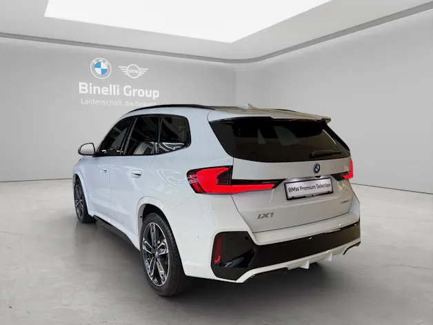 BMW iX1  30 xDrive M-SportPaket
