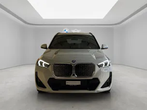 BMW iX1  30 xDrive M-SportPaket