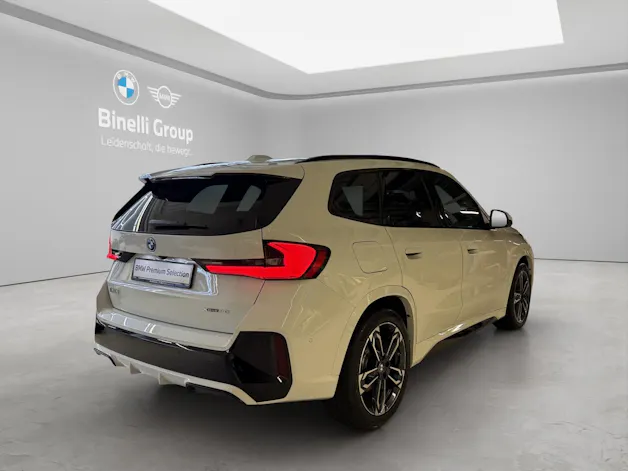 BMW iX1  30 xDrive M-SportPaket