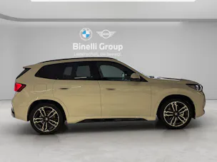 BMW iX1  30 xDrive M-SportPaket