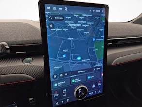 https://vehicle.imgix.net/4534312/503face8-428b-4273-a2a4-2bf3d9c77c60.jpg