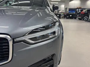 VOLVO XC60 2.0 T6 R-Design AWD