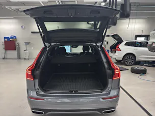 VOLVO XC60 2.0 T6 R-Design AWD