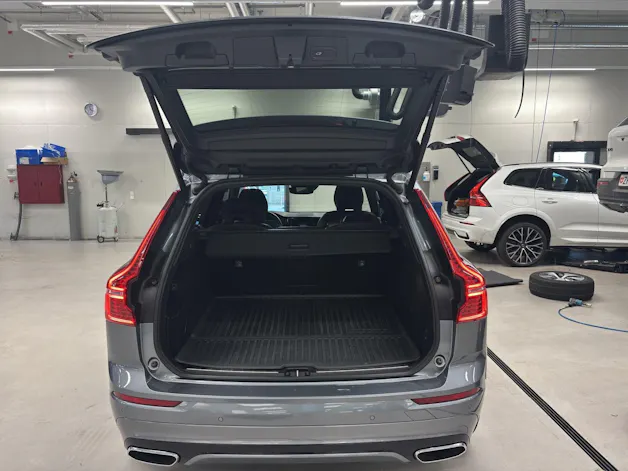 VOLVO XC60 2.0 T6 R-Design AWD