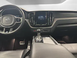 VOLVO XC60 2.0 T6 R-Design AWD