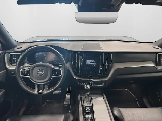 VOLVO XC60 2.0 T6 R-Design AWD