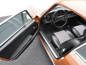 PORSCHE 911 T 2.2 Coupé