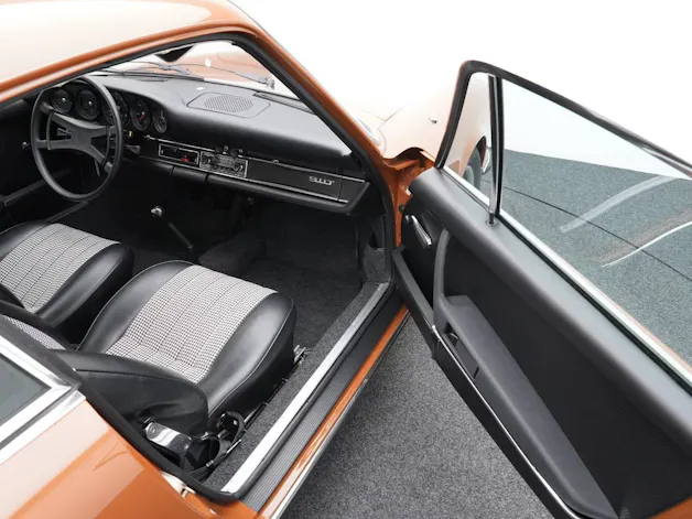 PORSCHE 911 T 2.2 Coupé
