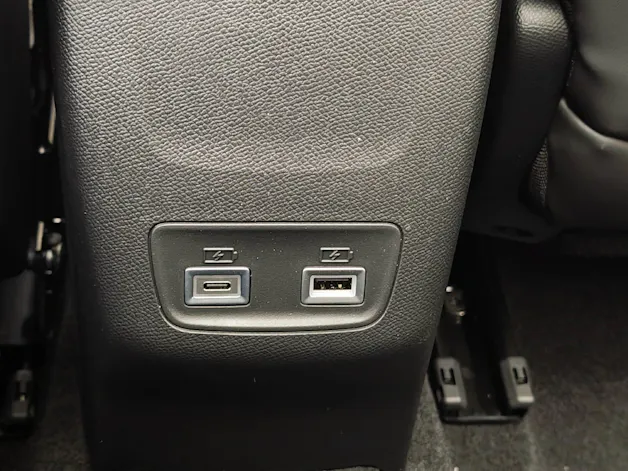 PEUGEOT 208 1.2 Hybrid 145 GT Exclusive