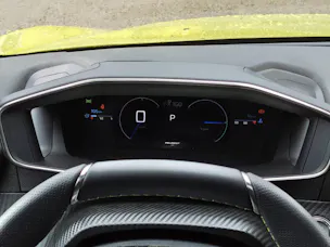 PEUGEOT 208 1.2 Hybrid 145 GT Exclusive