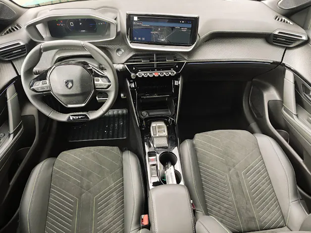 PEUGEOT 208 1.2 Hybrid 145 GT Exclusive