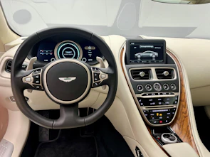 immagine del veicolo ASTON MARTIN DB11 Coupé 5.2 V12 Bi-Turbo