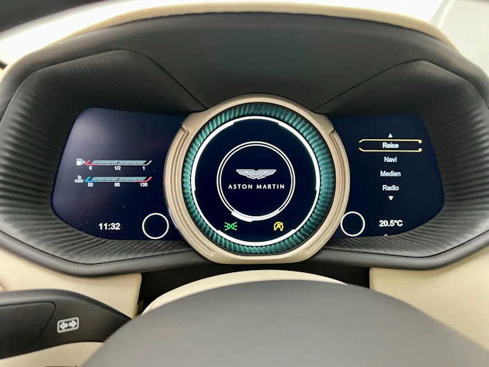 immagine del veicolo ASTON MARTIN DB11