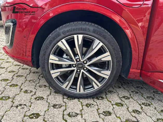 FORD Kuga 2.5 Plug-in Hybrid Vignale