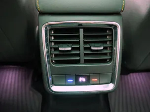 SKODA Enyaq iV 80x