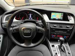 AUDI A4 Avant 2.0 TFSI 211 quat. S-Tronic