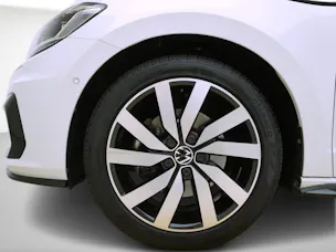VW Touran 1.5 TSI DSG R-Line Black Style