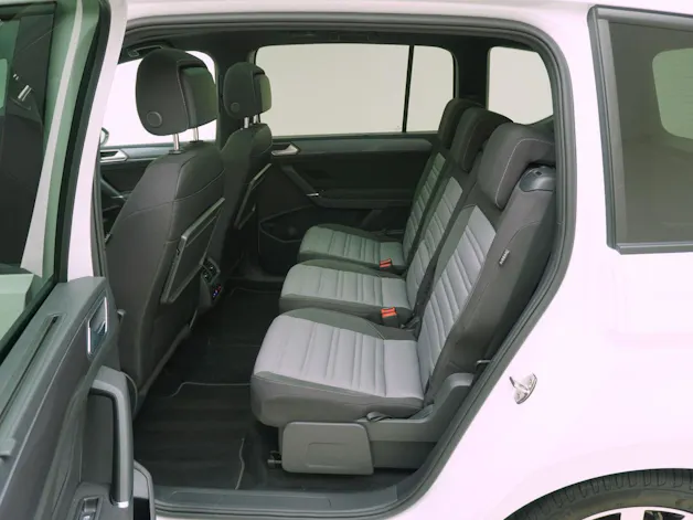 VW Touran 1.5 TSI DSG R-Line Black Style