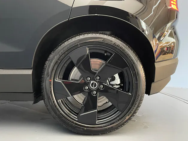 VOLVO EX30 P5 Longe Range XCENTRIC Black Edition