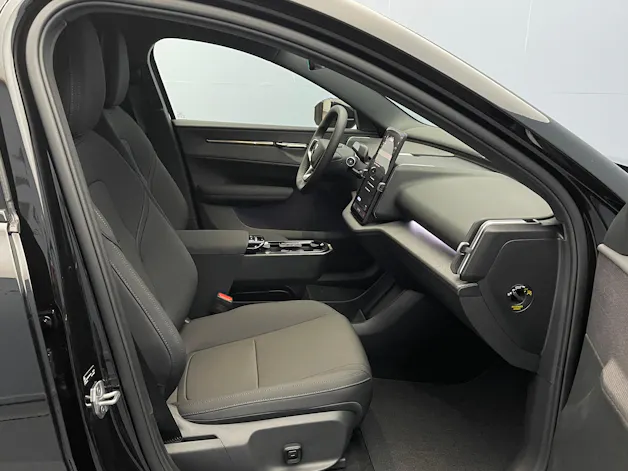 VOLVO EX30 P5 Longe Range XCENTRIC Black Edition