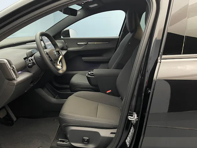 VOLVO EX30 P5 Longe Range XCENTRIC Black Edition