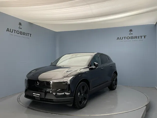 VOLVO EX30 P5 Longe Range XCENTRIC Black Edition