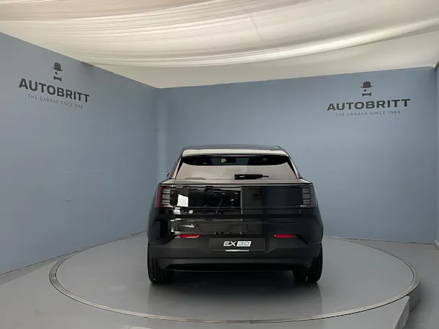 VOLVO EX30 P5 Longe Range XCENTRIC Black Edition