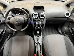 OPEL Corsa 1.4i 16V TP Color Ed.