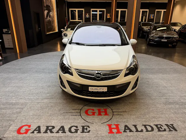 OPEL Corsa 1.4i 16V TP Color Ed.