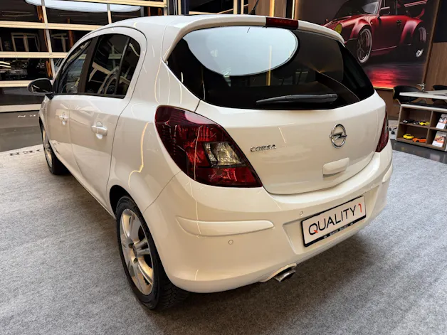 OPEL Corsa 1.4i 16V TP Color Ed.