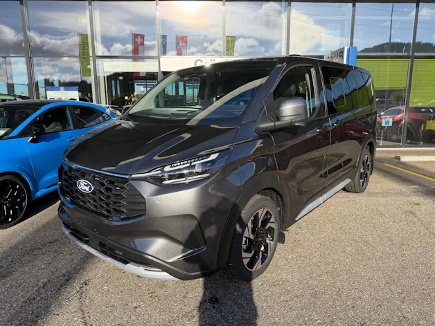 FORD Tourneo Bus 340 L1H1 PHEV Active