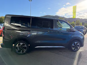 FORD Tourneo Bus 340 L1H1 PHEV Active