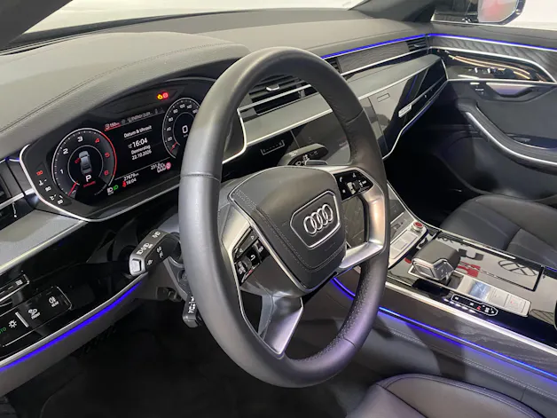 AUDI A8 50 TDI quattro tiptronic