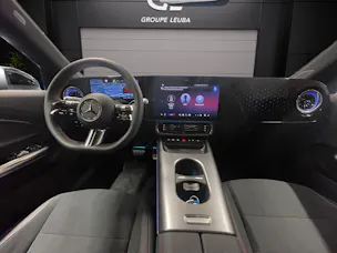 MERCEDES-BENZ CLA 200 8G-DCT