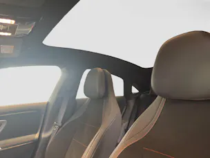 MERCEDES-BENZ CLA 350 AMG Line 4MATIC