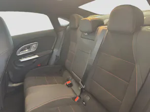 MERCEDES-BENZ CLA 350 AMG Line 4MATIC