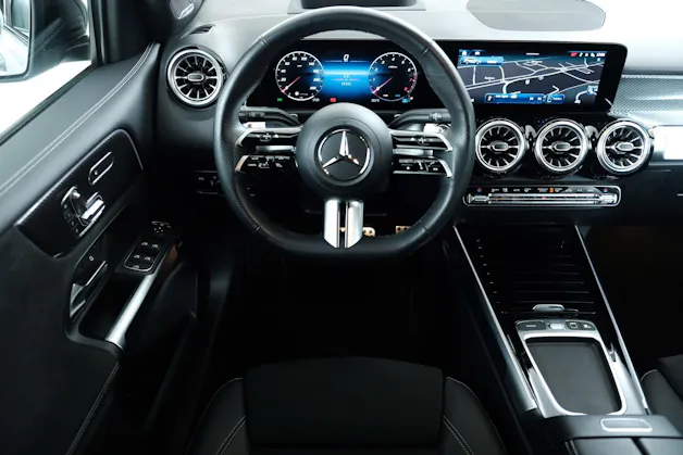 MERCEDES-BENZ GLB 220 AMG Line 4matic X247