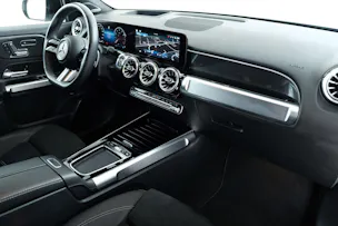 MERCEDES-BENZ GLB 220 AMG Line 4matic X247
