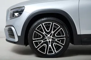 MERCEDES-BENZ GLB 220 AMG Line 4matic X247