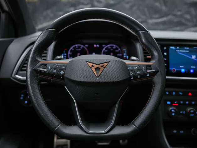 CUPRA Ateca 2.0TSI VZ 4Drive DSG *SOFORT VERFÜGBAR*Panorama*Lenkradheizung*