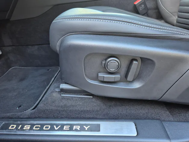 Land Rover Discovery Sport D200 2.0D TD4 MHEV Dynamic HSE AT9