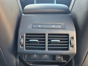 Land Rover Discovery Sport D200 2.0D TD4 MHEV Dynamic HSE AT9