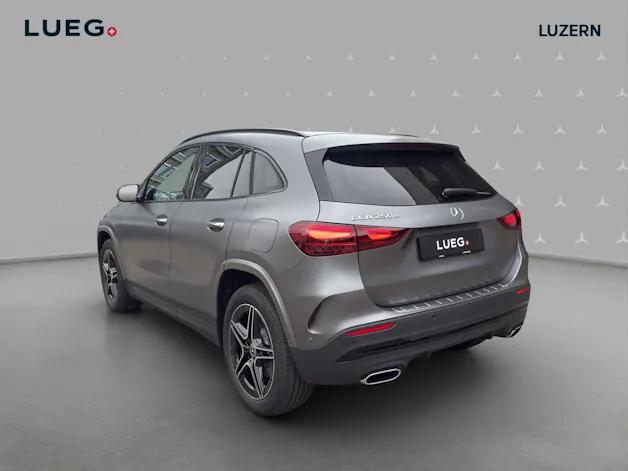 MERCEDES-BENZ GLA 250 e EQ Star 8G-DCT