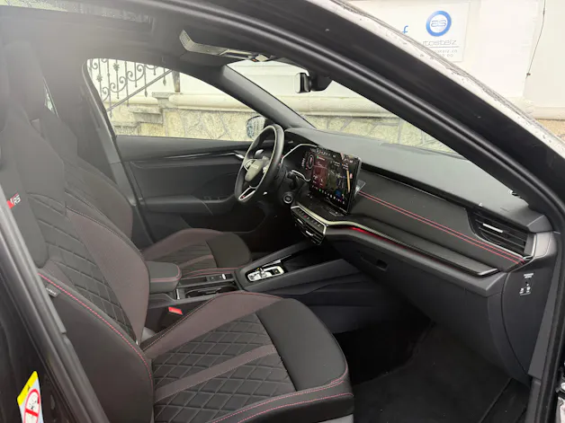 SKODA Octavia Combi 2.0 TSI RS DSG