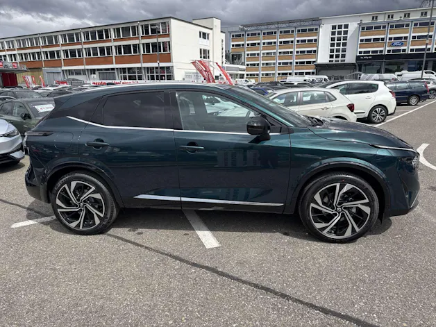 NISSAN Qashqai 1.3 DIG-T MHEV Tekna+ Xtronic-Automat