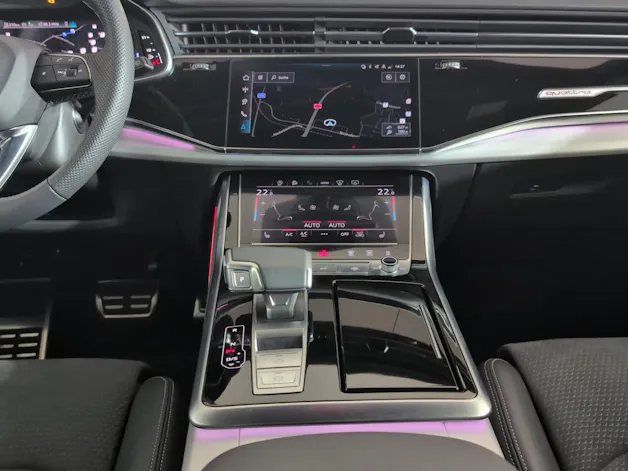 AUDI Q7 SUV TFSI quattro 250 kW