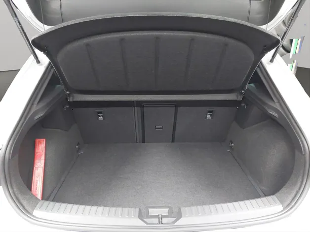 SEAT Leon 1.5 eTSI mHEV DSG 75 Edition