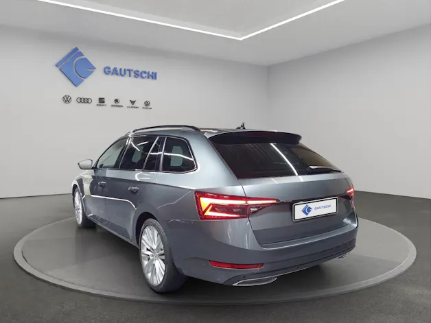 SKODA Superb 1.4 TSI Sport Line PHEV DSG