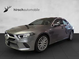 MERCEDES-BENZ A 180d Progressive V177