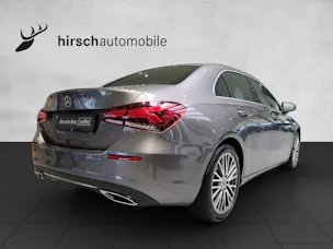 MERCEDES-BENZ A 180d Progressive V177